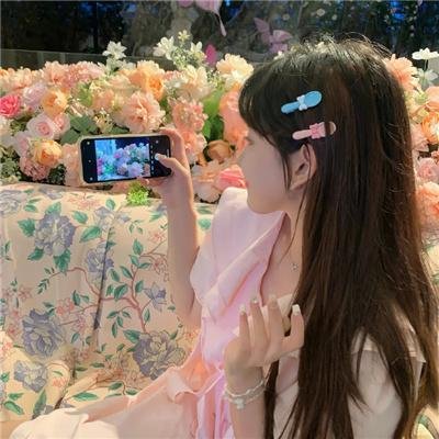 深锁春光一院愁